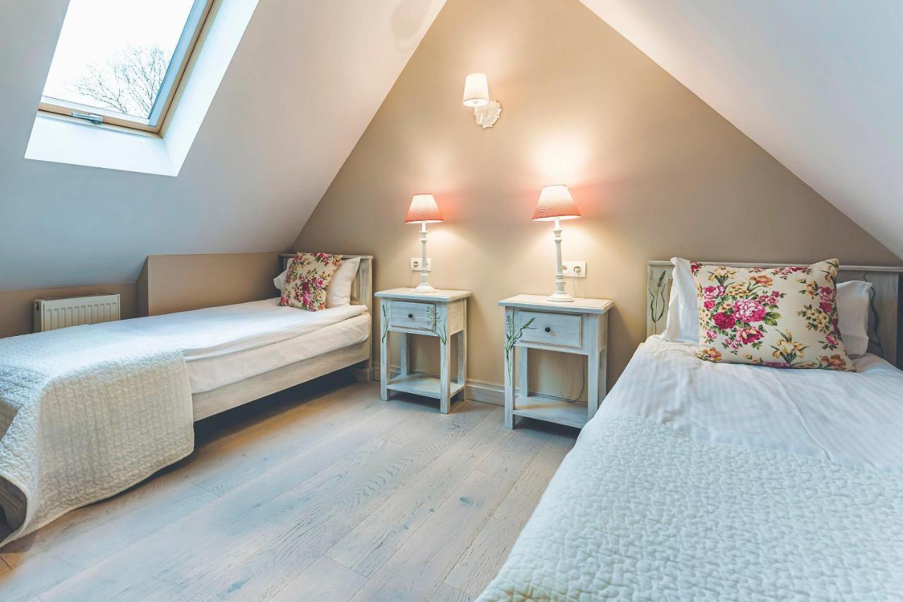 Lubinowe Wzgorze - Wioska Zdrowia Hotel Naleczow Bagian luar foto